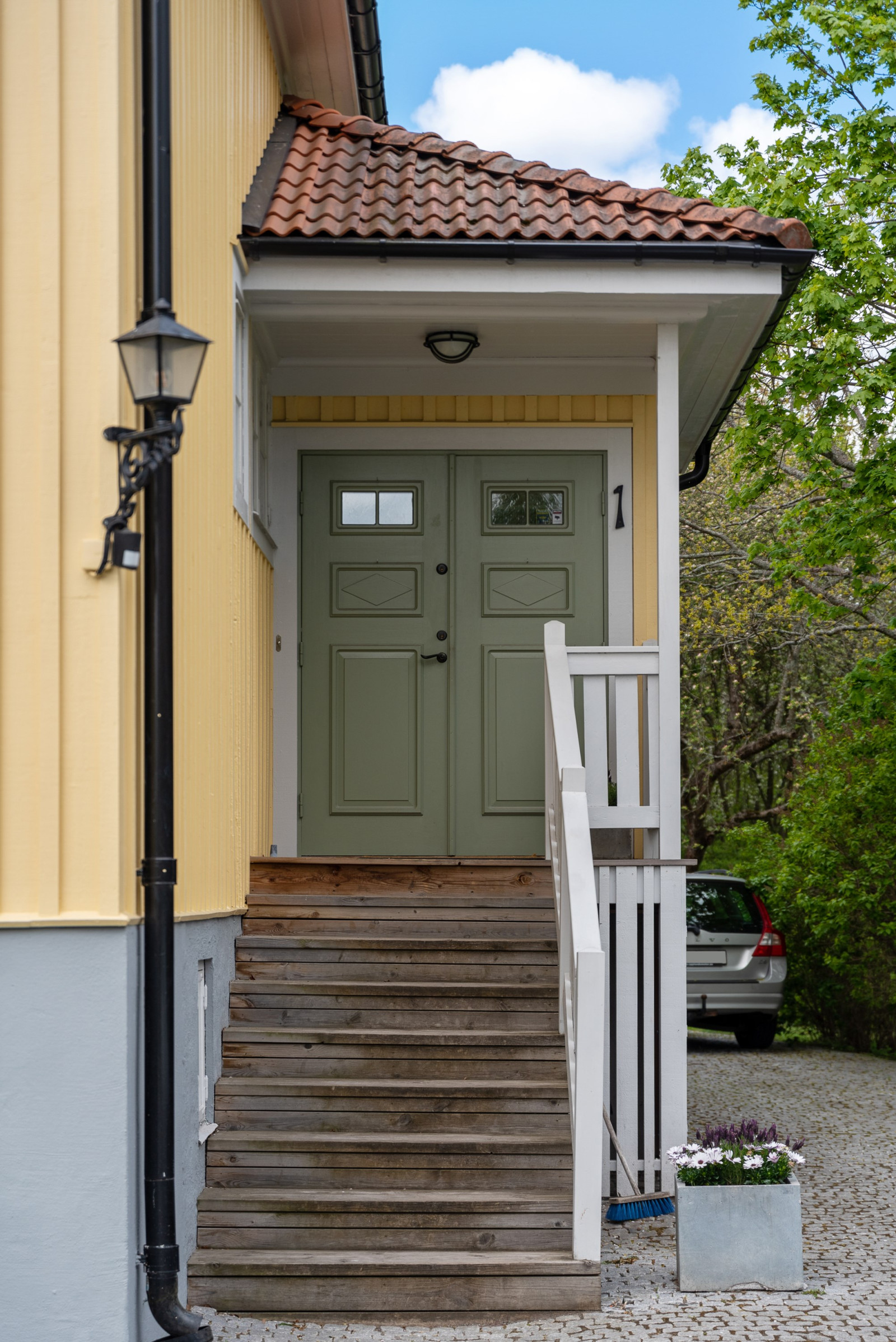  Domarvägen 1