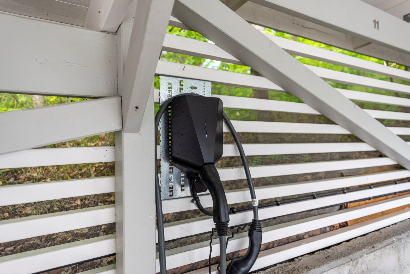 Föreningens nya billaddare Auravägen 4A