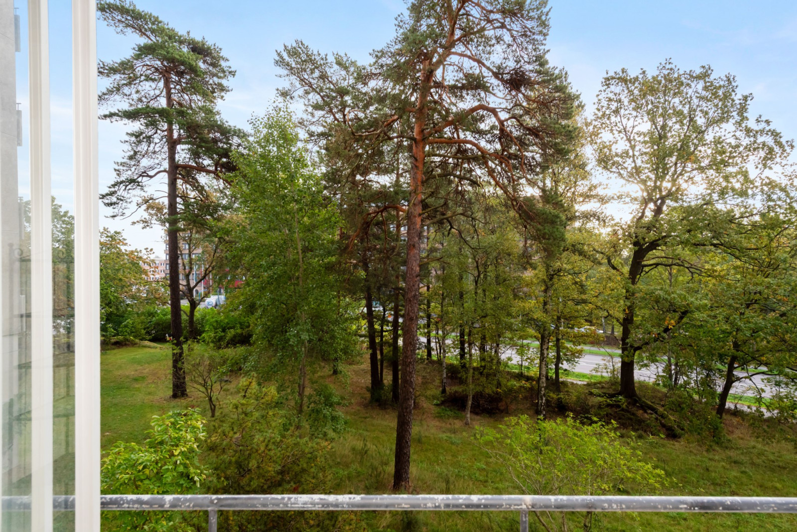 Utsikt från balkongen Mörbyleden 22