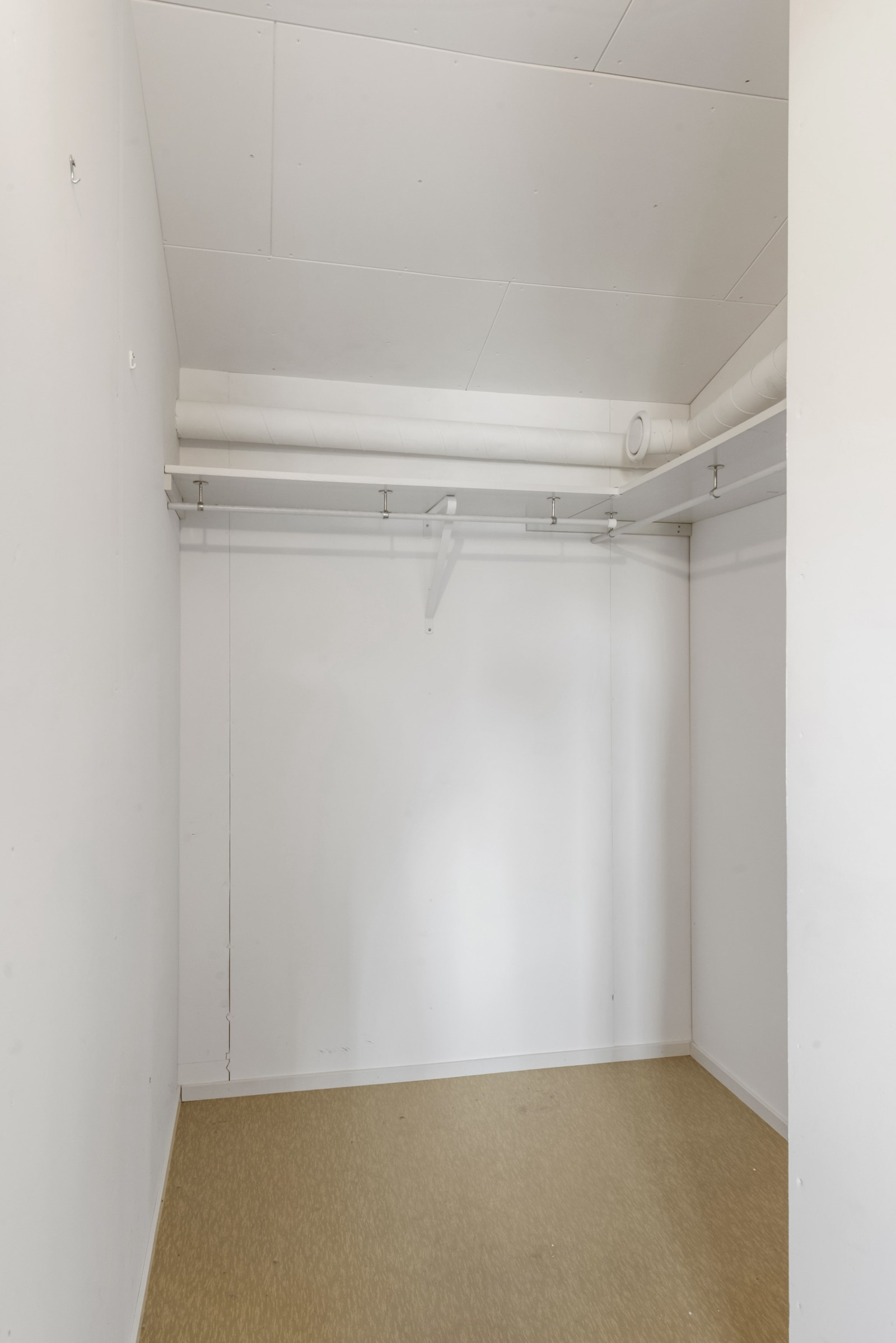  Laura Grubbs väg 48