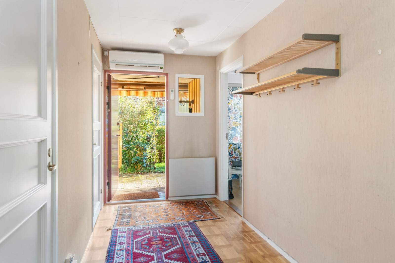  Laura Grubbs väg 48