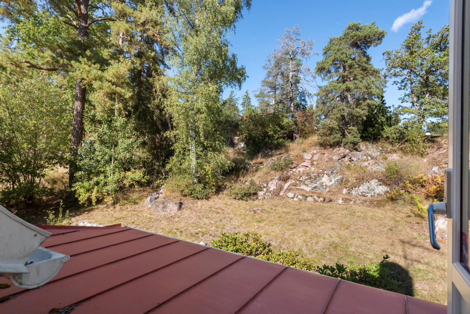 Från den tänkta balkongen mot baksidan Edsviksvägen 102