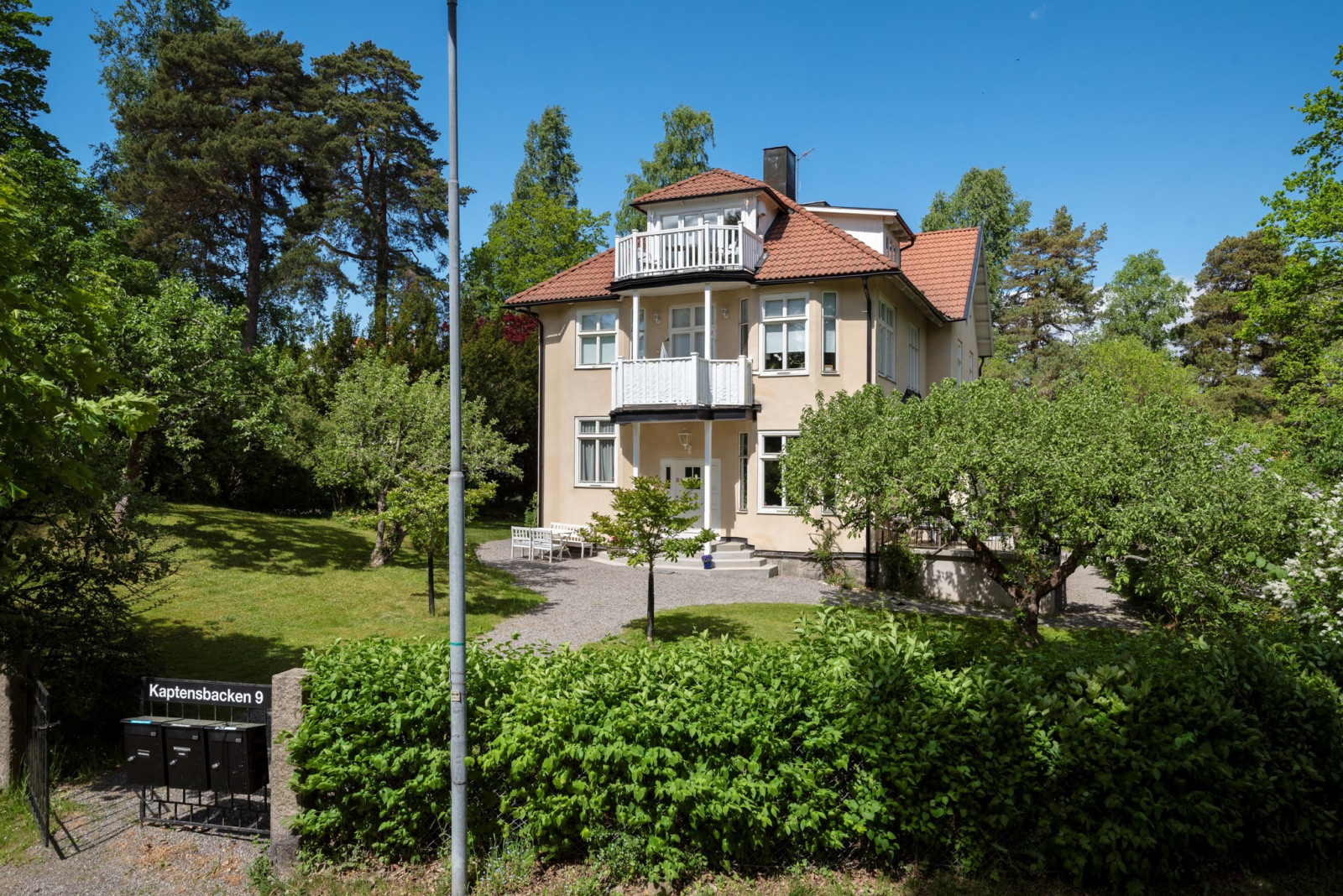  Kaptensbacken 9